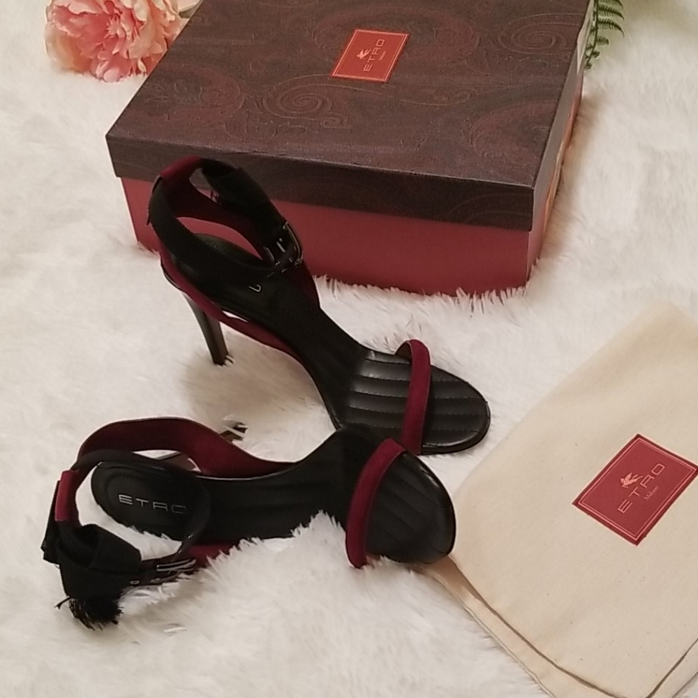 ETRO Designer Genuine Italian Multicolor Buckle Red Heels Retails $950 - Picture 5 of 9